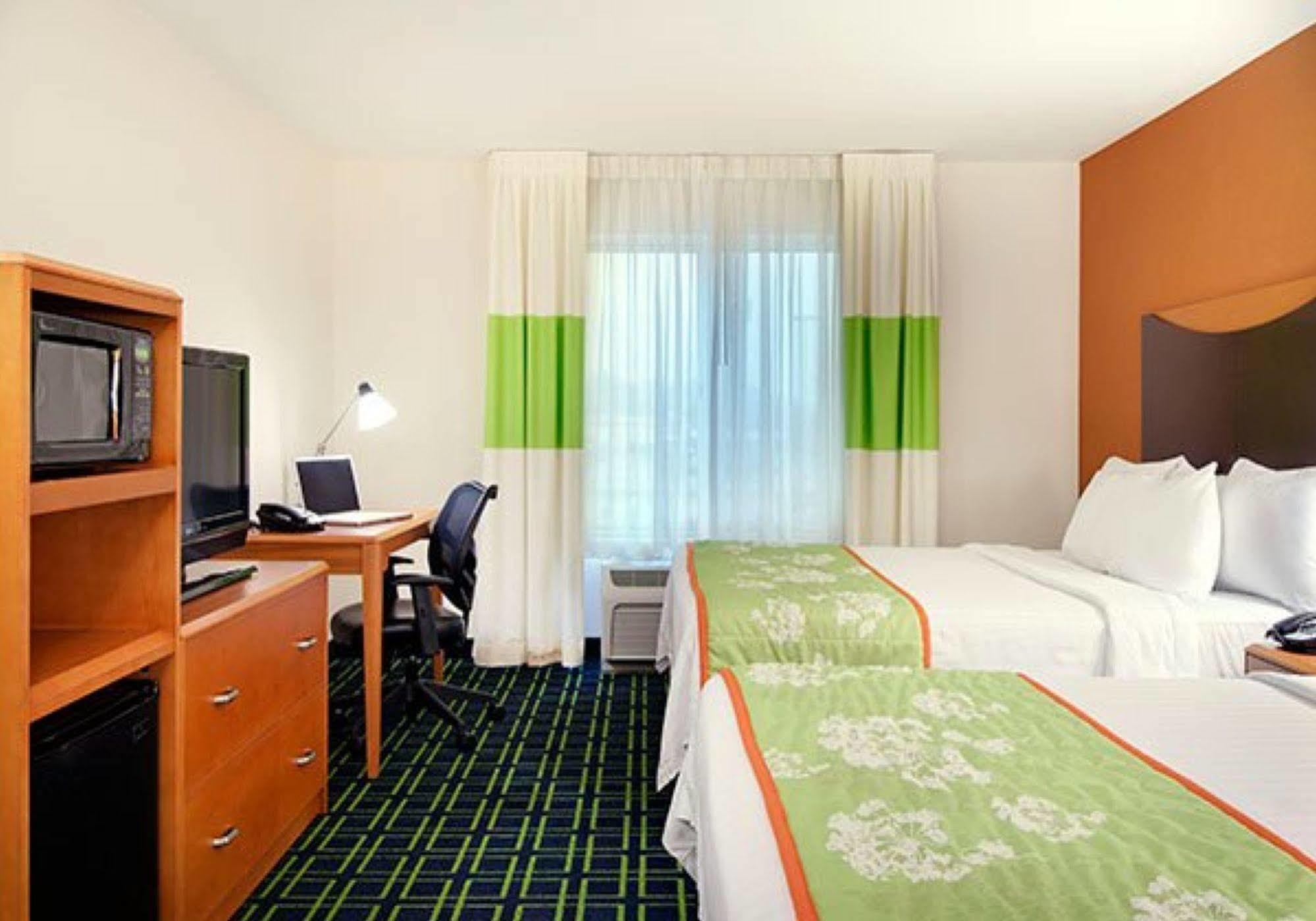 Fairfield Inn & Suites Jacksonville West/Chaffee Point Eksteriør bilde