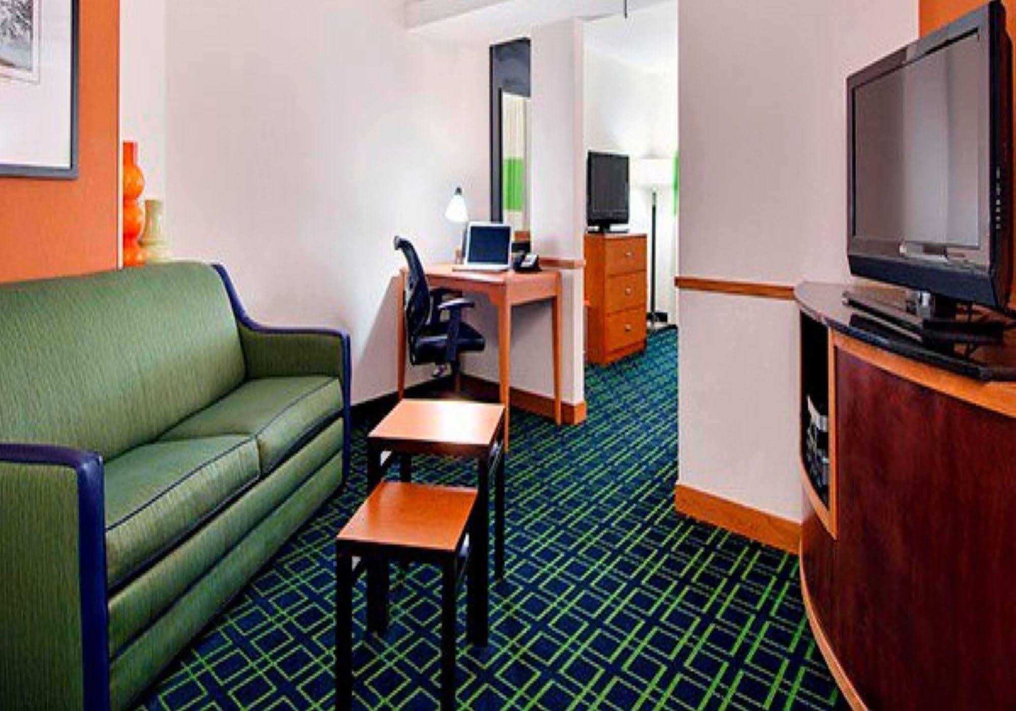 Fairfield Inn & Suites Jacksonville West/Chaffee Point Eksteriør bilde