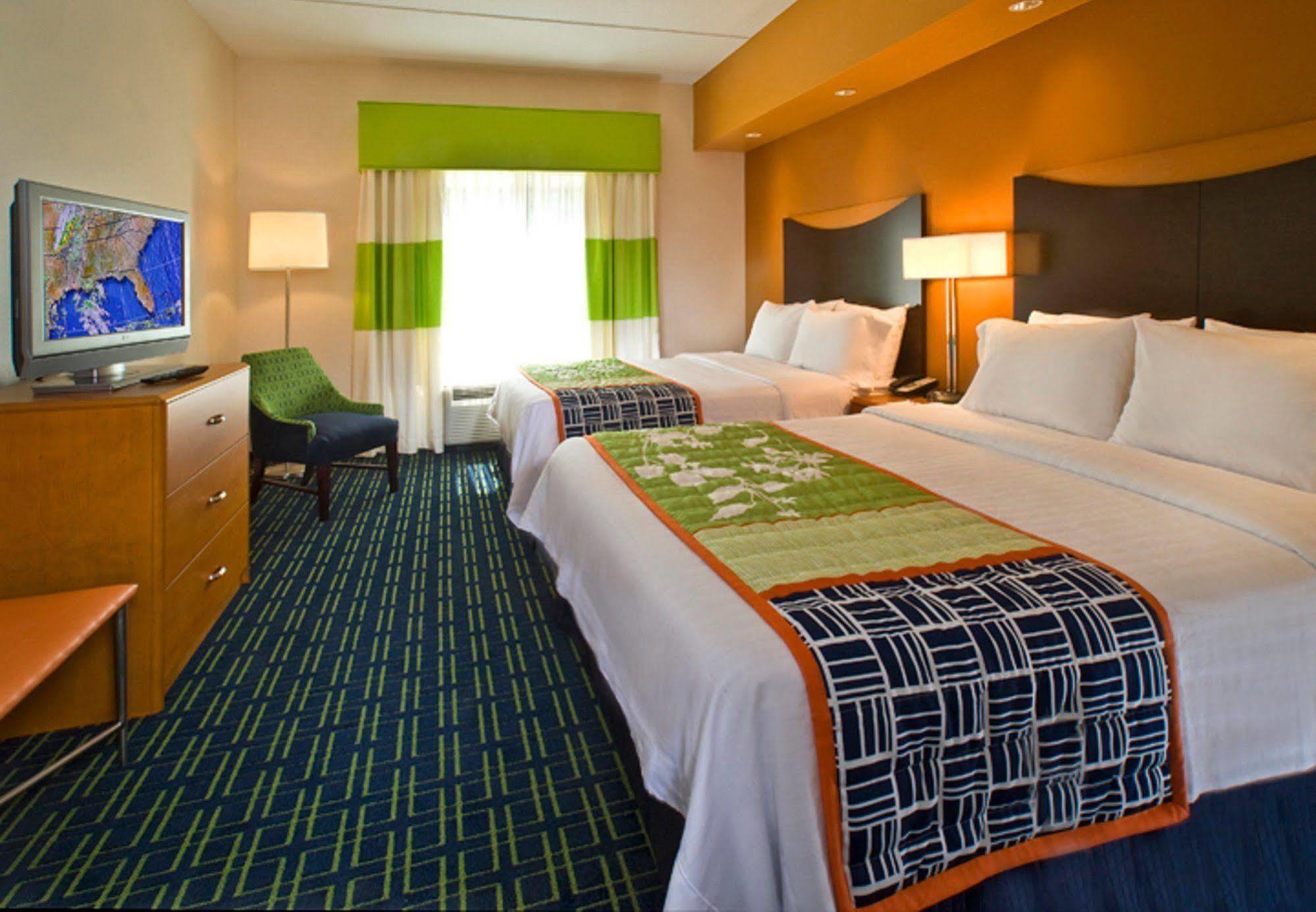 Fairfield Inn & Suites Jacksonville West/Chaffee Point Eksteriør bilde